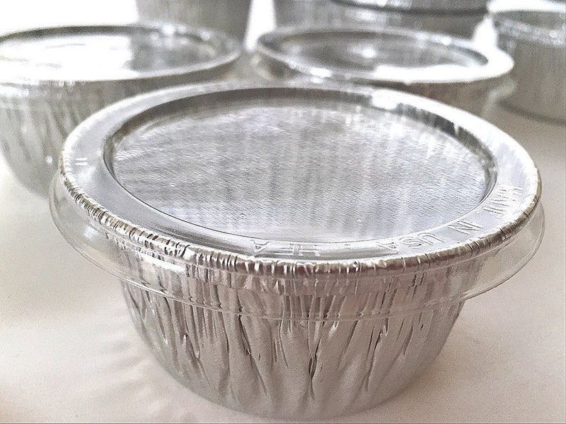Handi-Foil 100 Aluminum Foil Muffin Cupcake Ramekin 4oz Cups with Lids Disposable - Image 1